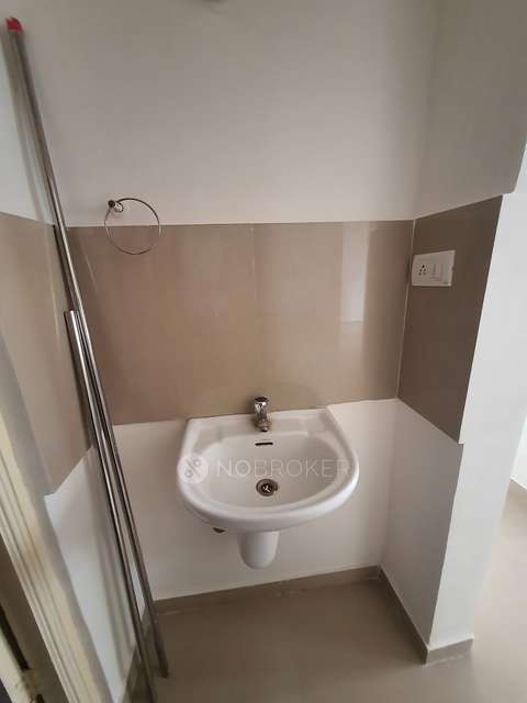 1 BHK Flat In F5 Silver Crest For Sale  In Wagholi