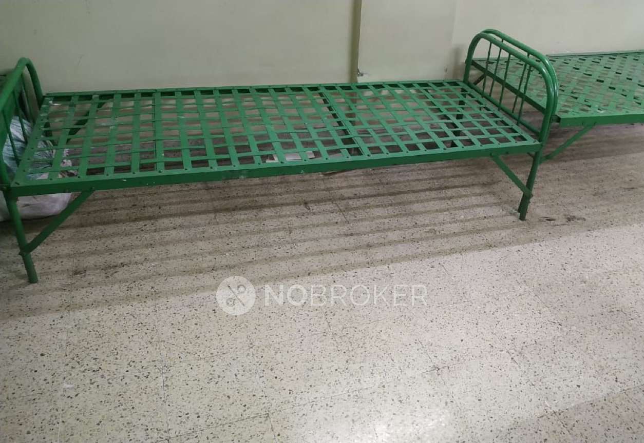 PG for Girls in Navi Peth