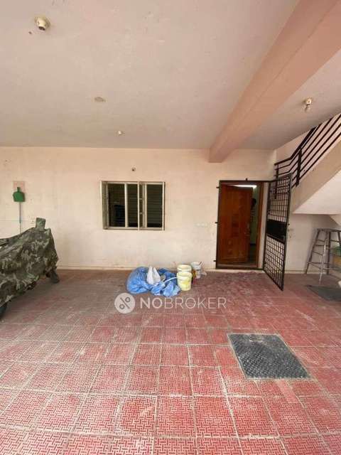 4+ BHK Flat In Stand Alone Building  For Sale  In Manyata Tech Park - Back Gate 5