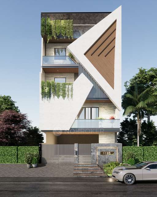 4+ BHK Flat In Standalone Building  For Sale  In Sector 16