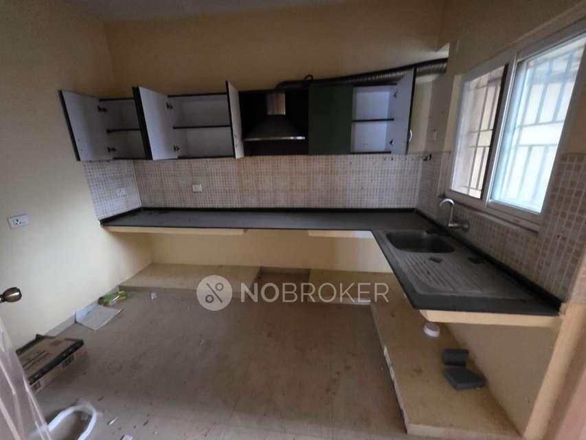 2 BHK Flat In Bank Auction Property - Aadarsh Esplanade  For Sale  In Hsr Layout