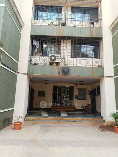1 BHK Flat In Vijay Garden Society For Sale  In Kavesar, Thane West