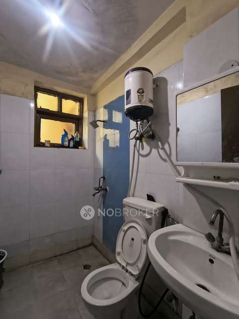 2 BHK Flat In Cosmos Golden Heights For Sale  In Crossings Republik