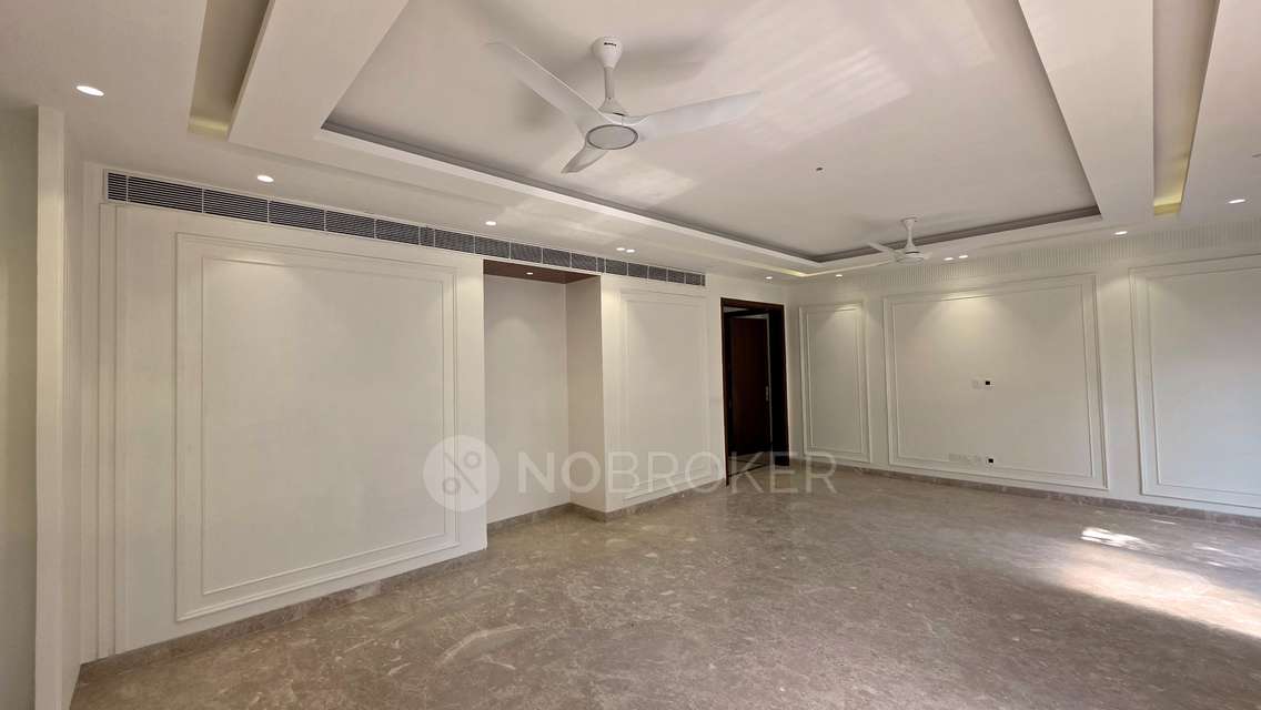 4+ BHK Flat In Sushant Lok Luxury Builder Floors, Sector 43 For Sale  In Sushant Lok
