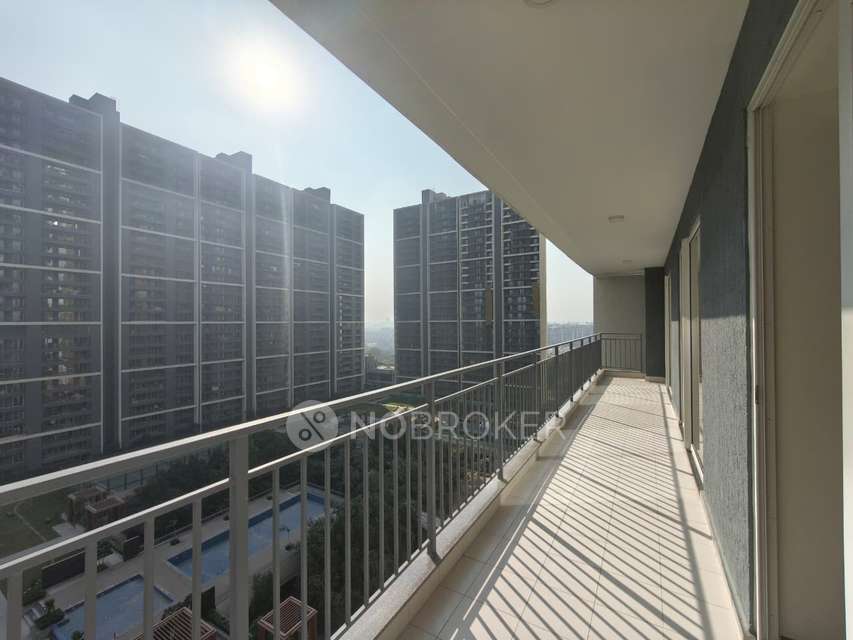 3 BHK Flat In Godrej Woods For Sale  In Sector 43