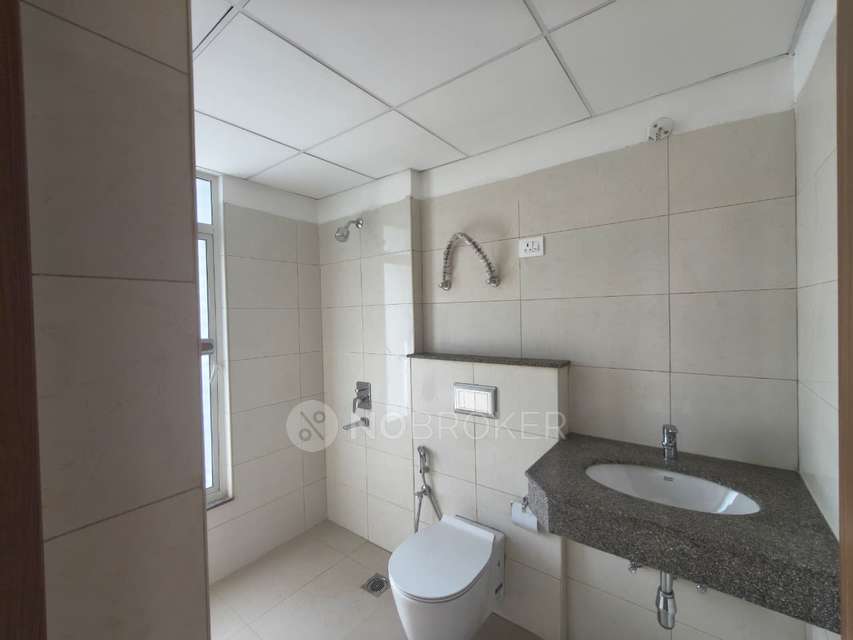 3 BHK Flat In Godrej Woods For Sale  In Sector 43