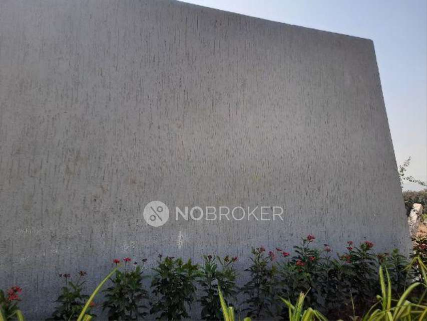 1 RK Flat In Platinum Realty For Sale  In Kunjirwadi