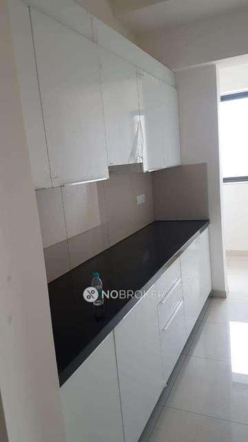 2 BHK Flat In Shapoorji Pallonji Vicinia For Sale  In Chandivali