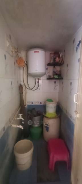 4+ BHK House For Sale  In Binnipete