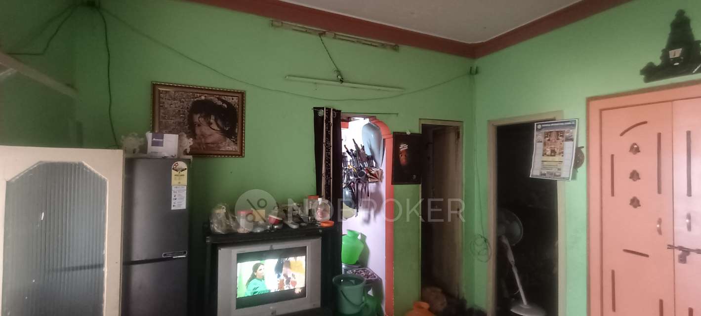 4+ BHK House For Sale  In Binnipete