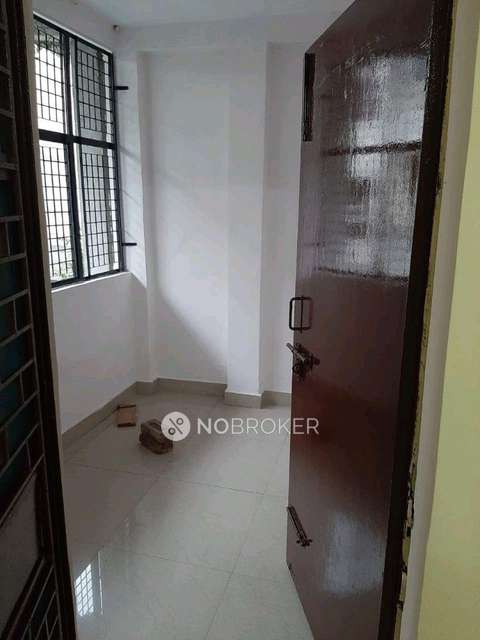 1 BHK Flat In Rwa Vasundhara Sector 4a For Sale  In Vasundhara