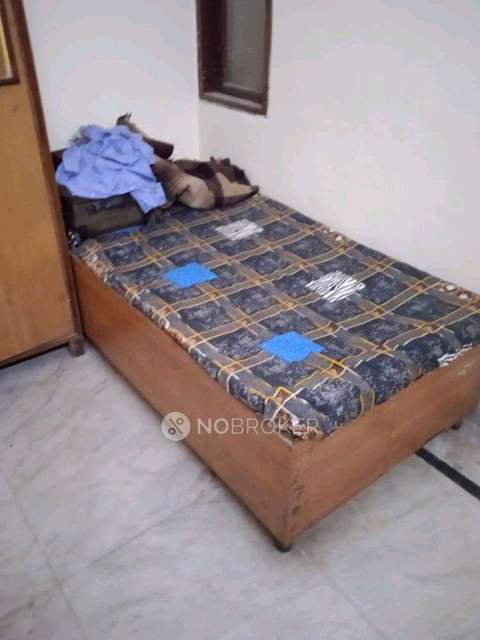 PG for Boys in Rajouri Garden