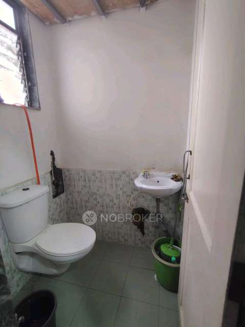 Shop in Taloja Phase 2 Metro Station, Mumbai for sale 