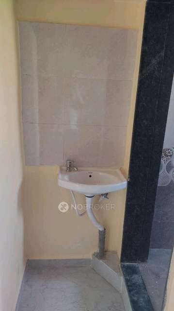 1 RK Flat In Jadhav Niwas Viman Nagar  for Rent  In Viman Nagar