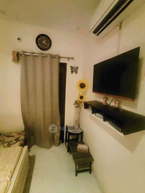 2 BHK Flat In P- Block , Malka Ganj , Above Jan Seva Pharmacy For Sale  In House No. 52 ,1st Floor, P-block, Above Jan Seva Pharmacy, Malka Ganj, Delhi, 110007, India