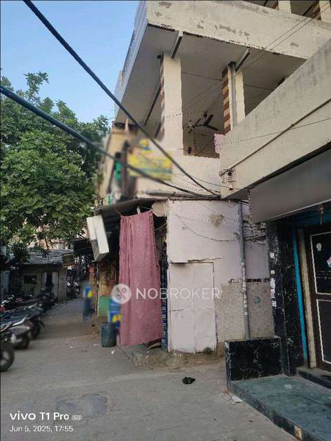 2 BHK Flat In P- Block , Malka Ganj , Above Jan Seva Pharmacy For Sale  In House No. 52 ,1st Floor, P-block, Above Jan Seva Pharmacy, Malka Ganj, Delhi, 110007, India