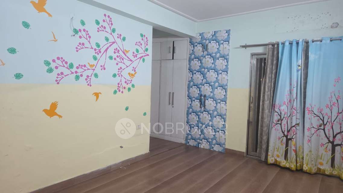 3 BHK Villa In Purvanchal Royal Park, Sector 137 for Rent  In Purvanchal Royal Park