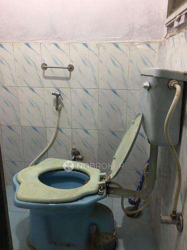 1 BHK Flat In Guru Krupa  For Sale  In Kandivali West