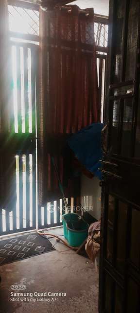 2 BHK Flat In Mohan Delux Apartment For Sale  In Shalimar Garden