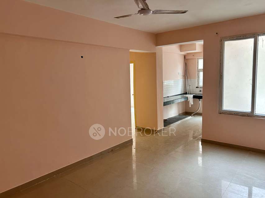 2 BHK Flat In Shree Vardhman Green Court for Rent  In Sector-90