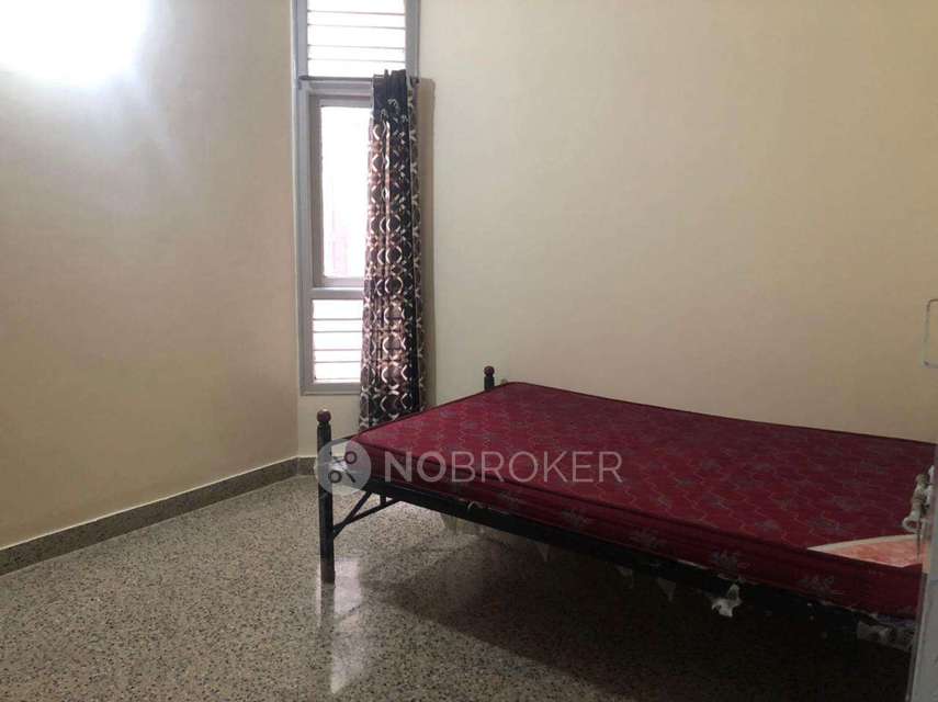 2 BHK Flat In Standalone Building  for Rent  In Hal Old Airport Rd