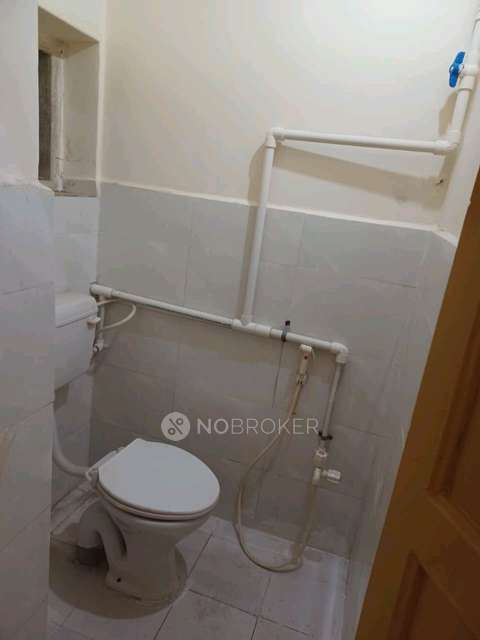 2 BHK House for Rent  In Model Colony, Shivaji Nagar