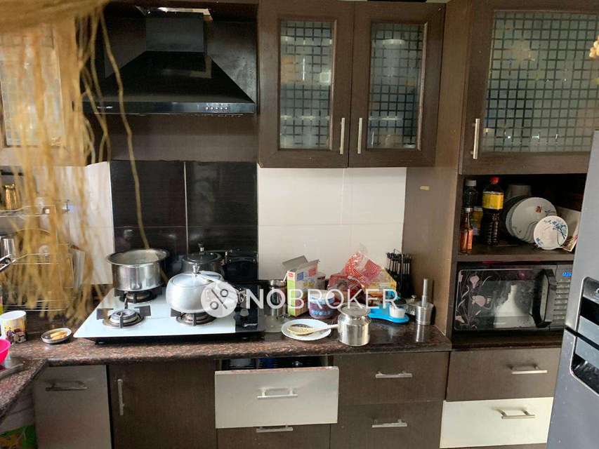 2 BHK Flat In Parsvnath Majestic For Sale  In Indirapuram