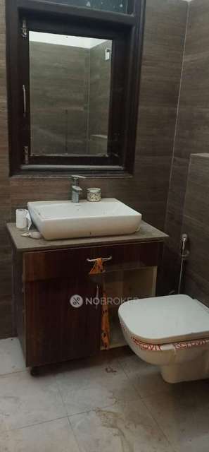 3 BHK Flat In Standalone Building  For Sale  In Sector 26