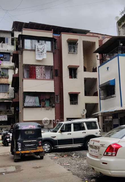 4+ BHK Flat In Standalone  Building  For Sale  In Thane