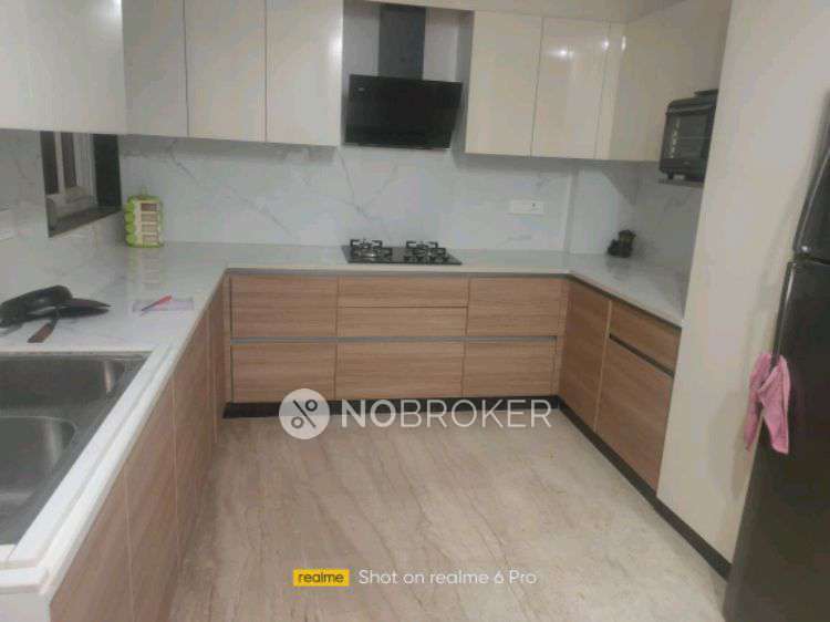 4+ BHK Flat In Sushant Lok Iii For Sale  In Sector 57