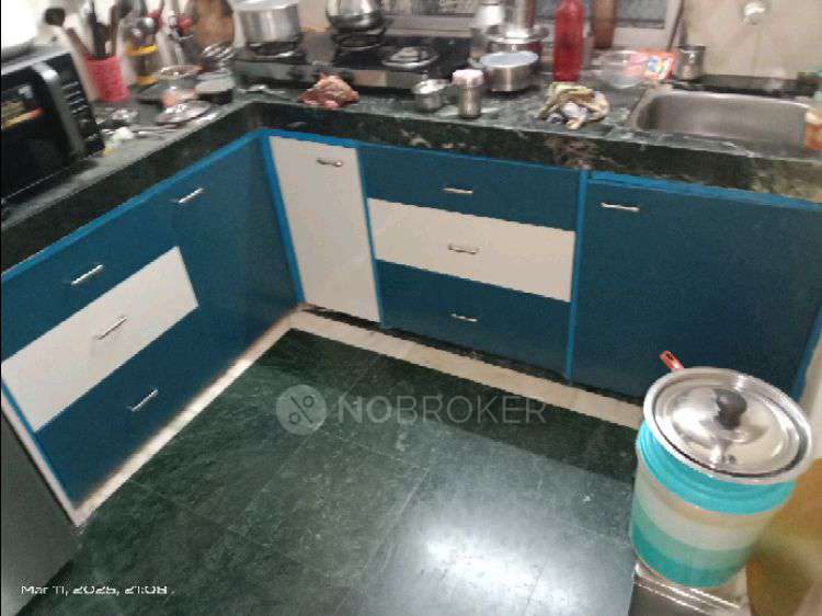 2 BHK Flat In Shree Arihant Apartment For Sale  In Malad West