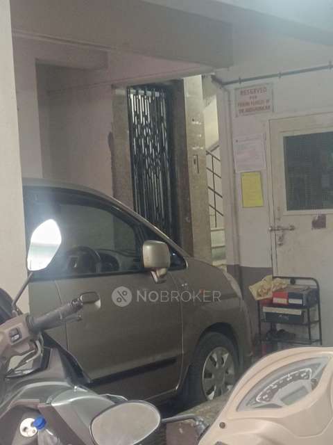 Office in Dadar West, Mumbai for sale 