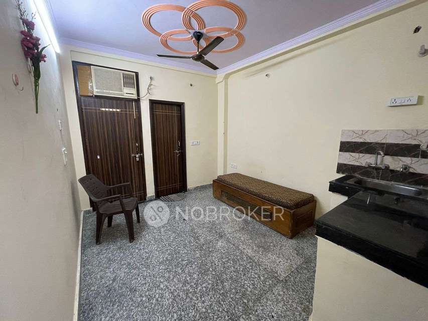 1 RK Flat In Standalone Building  for Rent  In Bali Nagar