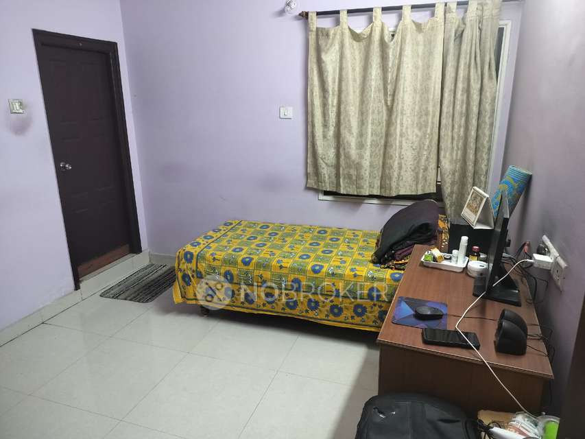 3 BHK Flat In Siddamsettys Hima Sai Heights For Sale  In Kavadiguda