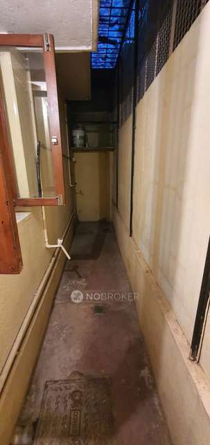 1 BHK Flat In Waleed Manor  For Sale  In Hbr Layout