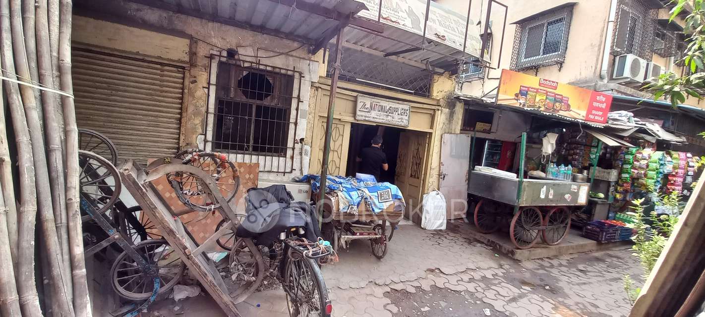 Godown/Warehouse in Kurla West, Mumbai for Rent