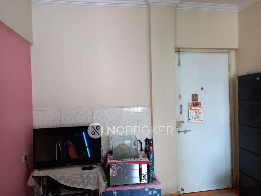 1 BHK Flat In Kanchanpushp Complex for Rent  In Godhbandar Road, Thane West