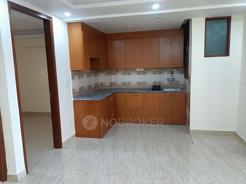 3 BHK Flat In Sb for Rent  In Vasant Kunj Enclave