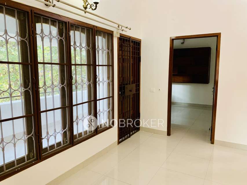 4+ BHK House for Rent  In Indiranagar
