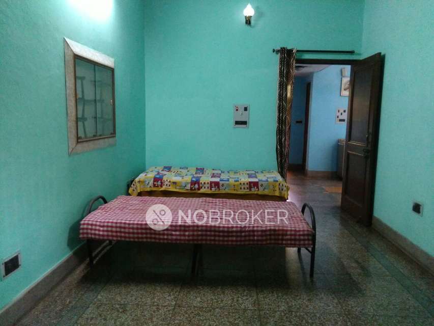 2 BHK Flat for Rent  In Sector 11