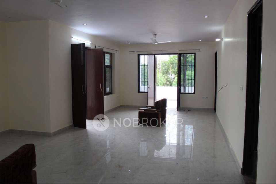 3 BHK Flat In Js Farms for Rent  In Delhi