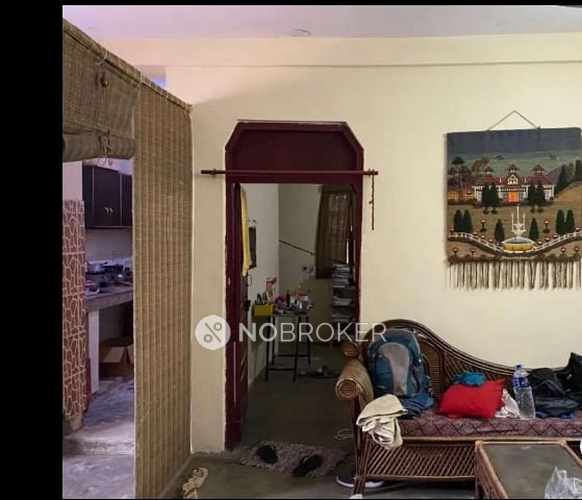 Standalone Building Mukherjee Nagar Rent WITHOUT BROKERAGE Semi