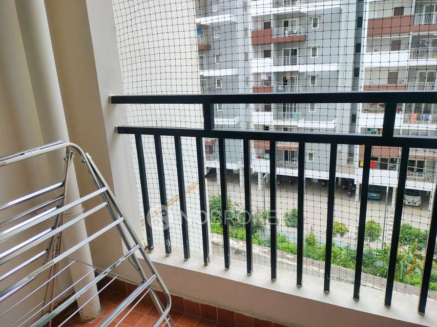 3 BHK Flat In Mahaveer Maple For Sale  In Brookefield