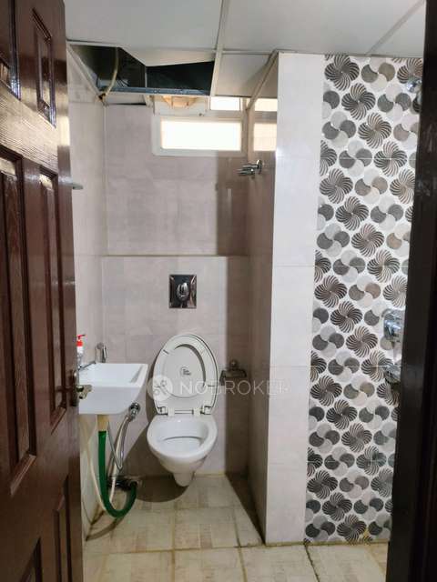 3 BHK Flat In Mahaveer Maple For Sale  In Brookefield