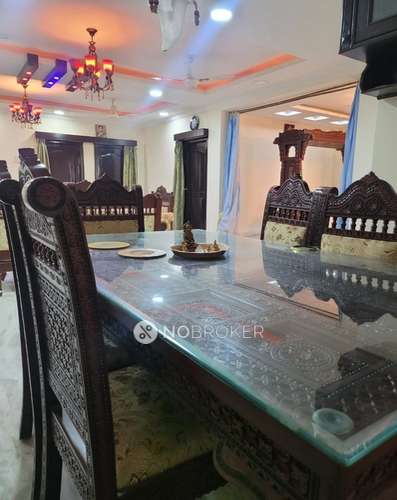 4 BHK Flat In Shree Plaza  For Sale  In Nampally