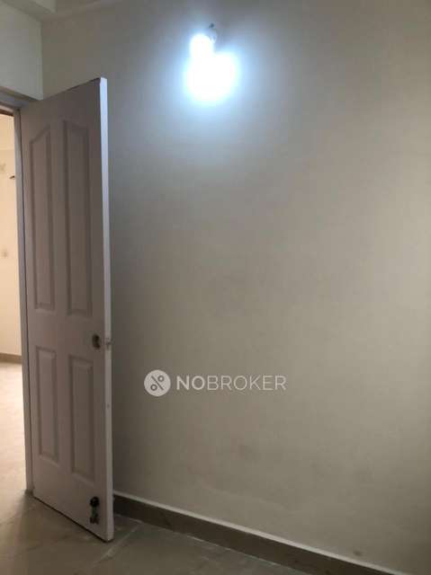 2 BHK Flat In The Royal Castle Apartments  For Sale  In Thirumudivakkam