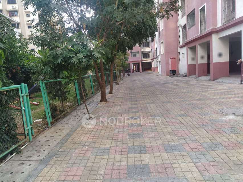 2 BHK Flat In Mhada Complex  For Sale  In Yashwant Nagar