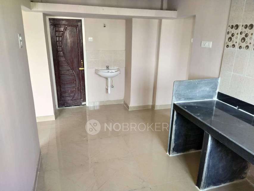 2 BHK Flat In Mhada Complex  For Sale  In Yashwant Nagar