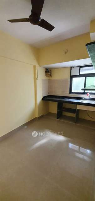 1 BHK Flat In Bankar Building Co-operative Housing Society For Sale  In Mulund East