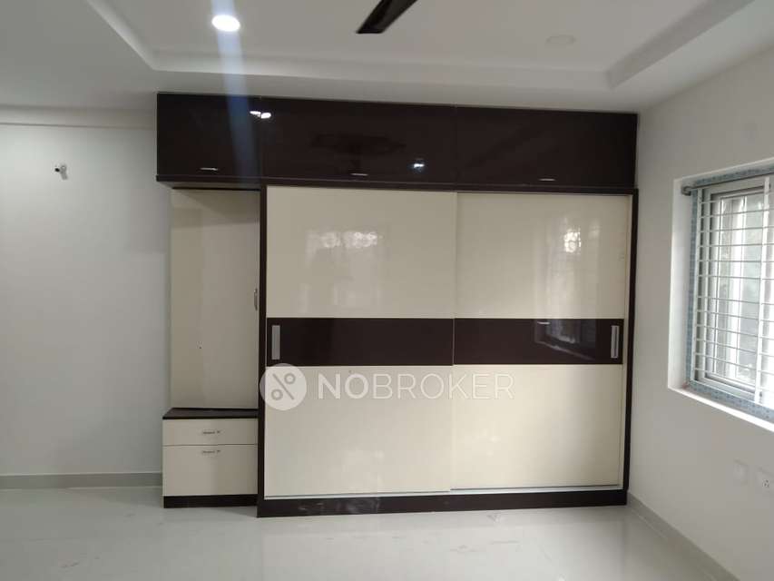 3 BHK Flat In Siri Nilayam Apartment for Rent  In Padmarao Nagar